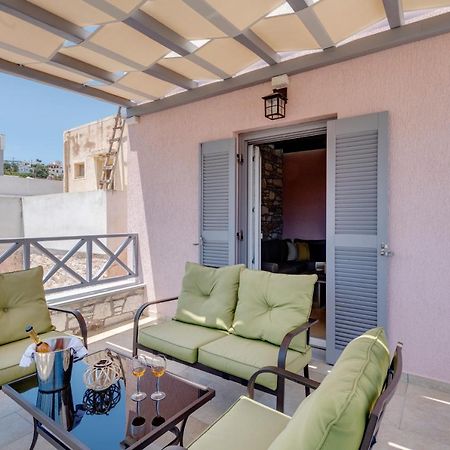 Takis Guesthouse- Laoura-Hermoupolis Bagian luar foto