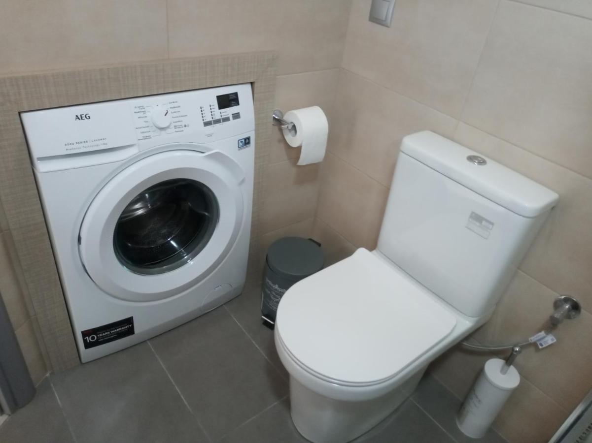 Takis Guesthouse- Laoura-Hermoupolis Bagian luar foto