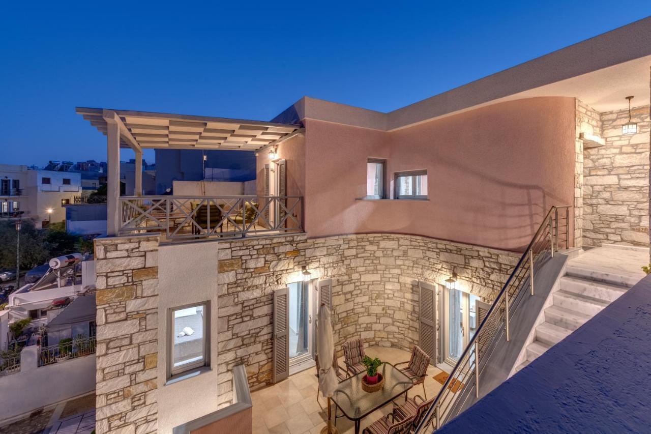 Takis Guesthouse- Laoura-Hermoupolis Bagian luar foto