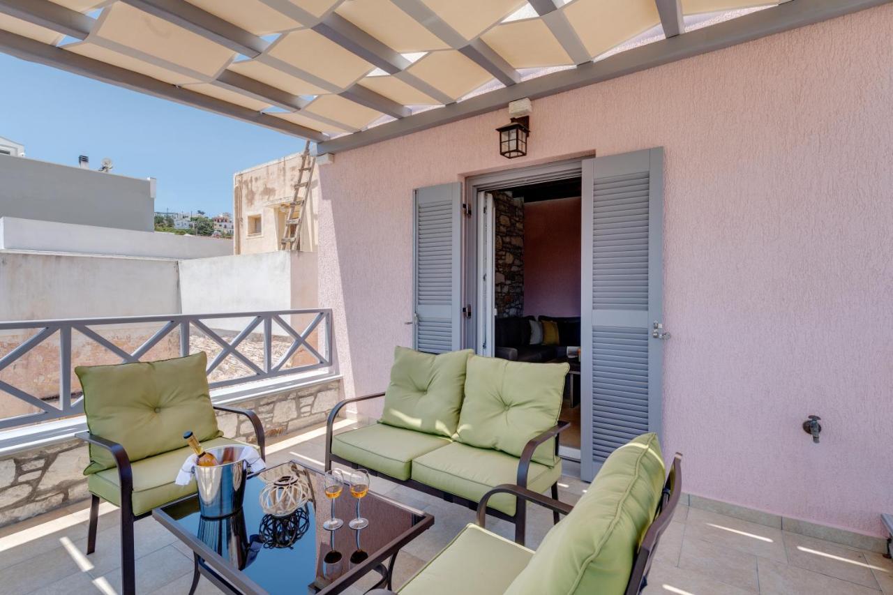 Takis Guesthouse- Laoura-Hermoupolis Bagian luar foto