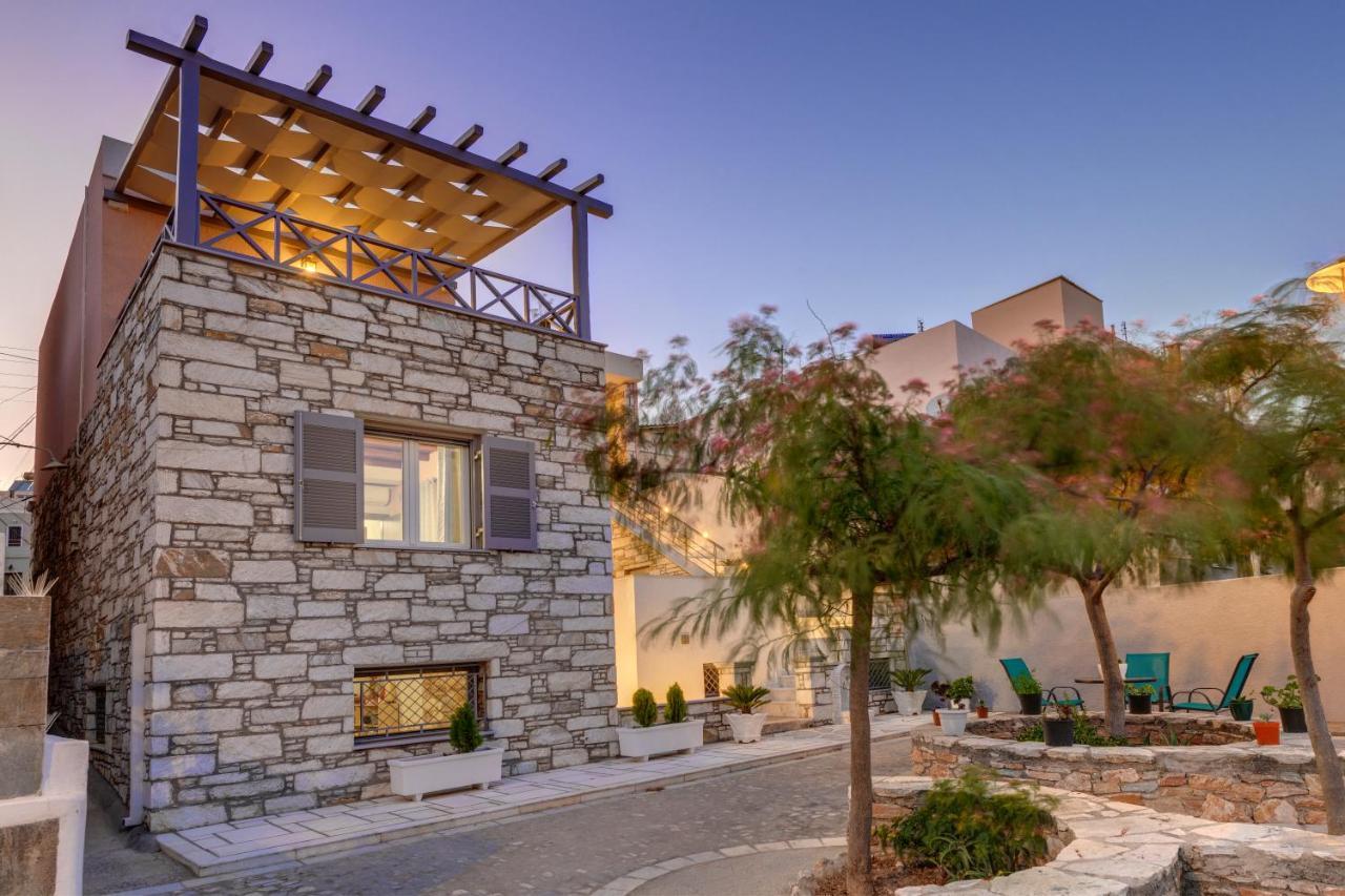 Takis Guesthouse- Laoura-Hermoupolis Bagian luar foto